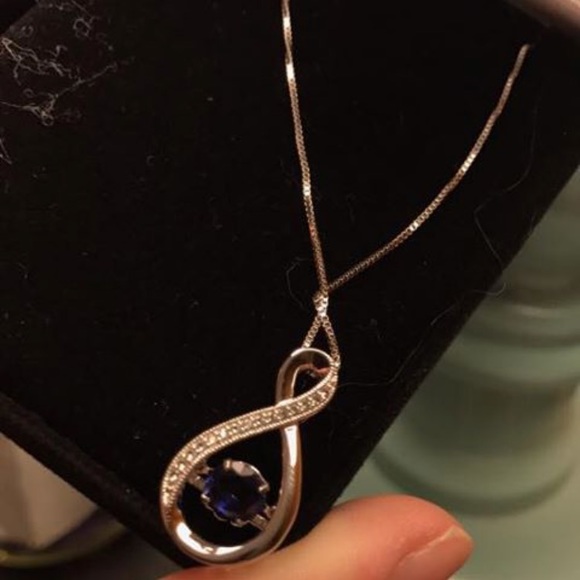 Colors in Rhythm necklace - Picture 2 of 2